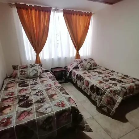 Alojamiento en el centro de Paipa Exterior foto